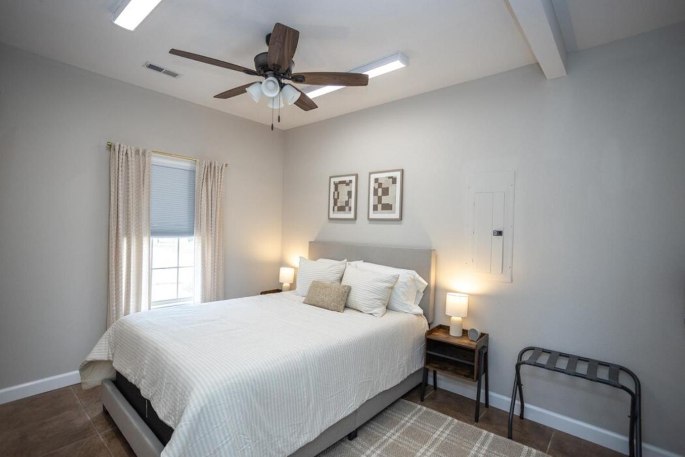 Waynesville Tiny Home With Hot Tub Near Ft Leonard Wood! מראה חיצוני תמונה
