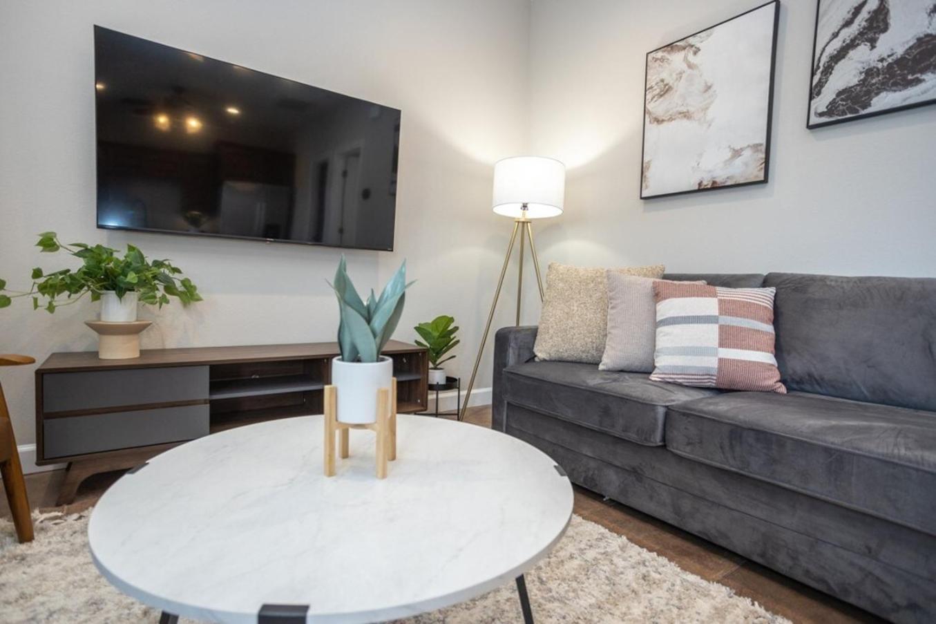 Waynesville Tiny Home With Hot Tub Near Ft Leonard Wood! מראה חיצוני תמונה